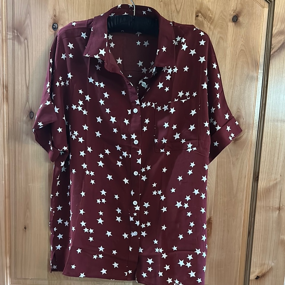 Star Patterned Burgundy Shirt